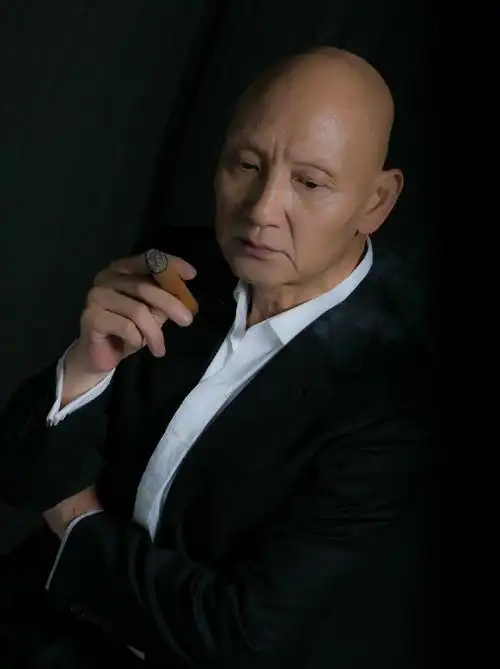 也成了演坏人中的戏骨级演员