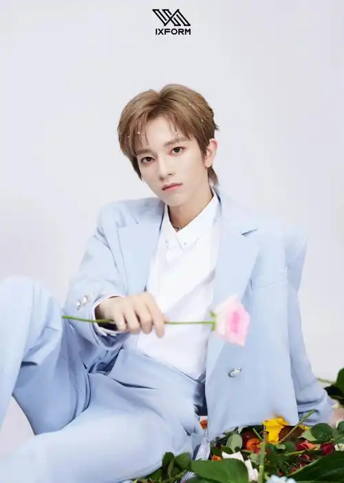 mithridate携手ixform刘冠佑