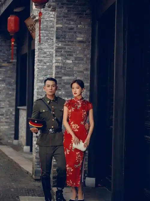 一定要拍一套军阀风婚纱照军装配上旗袍男人的气质#女人的妖娆96