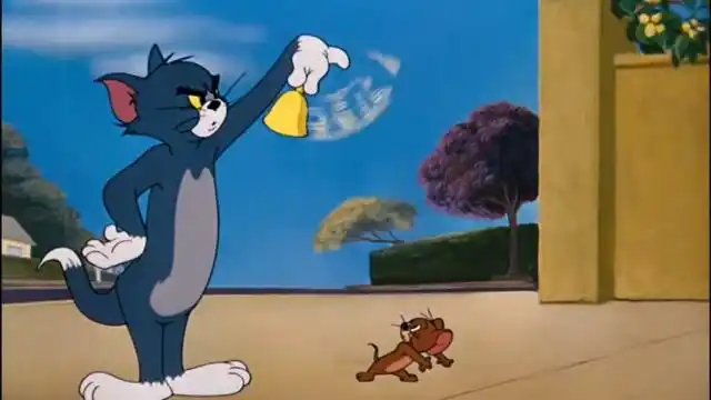 猫和老鼠爆笑沙雕配音:汤姆在拿着铃铛干什么呢?嘎嘎