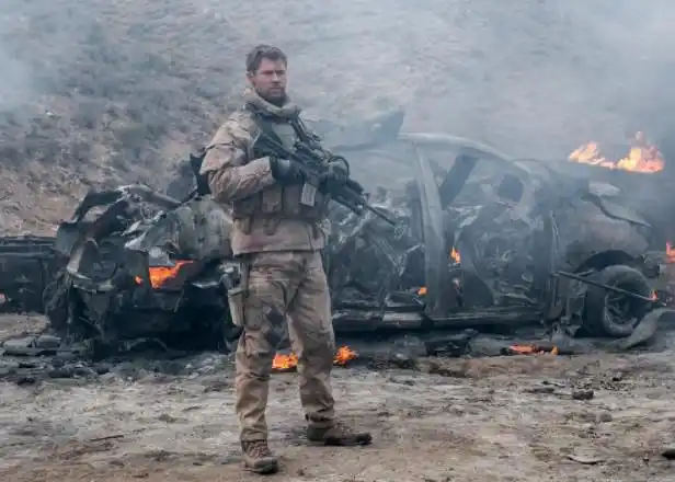 超燃反恐战争电影,看的热血沸腾!_美国海军