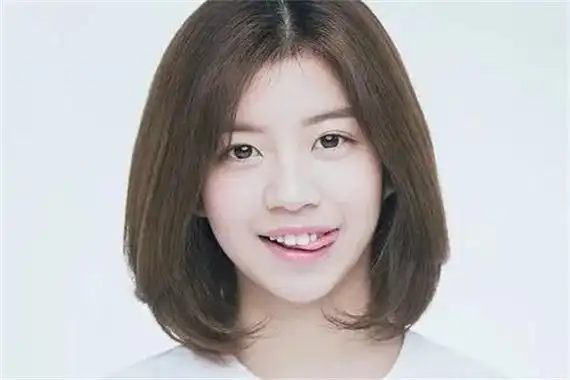 国字脸适合什么发型?长短发都适合(完美修饰脸型)-第1张图片-创女网
