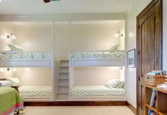 清华大学新生已开学,宿舍条件首次曝光,网友:实名羡慕