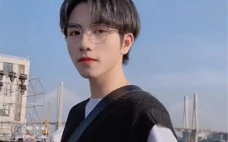 【易川】山明和水秀 不比易川有看头_哔哩哔哩 (゜-゜)つロ 干杯