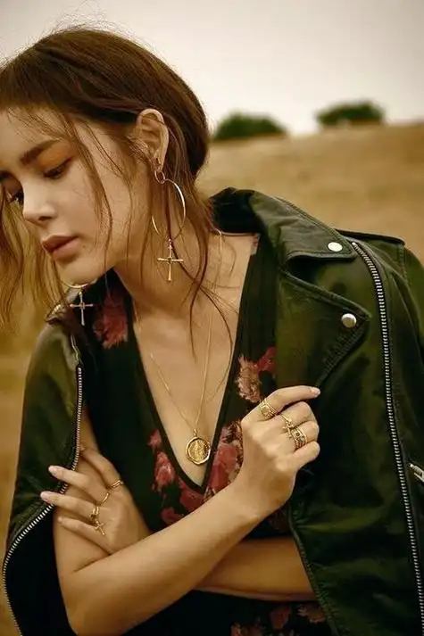 明星系列壁纸~朴诗妍