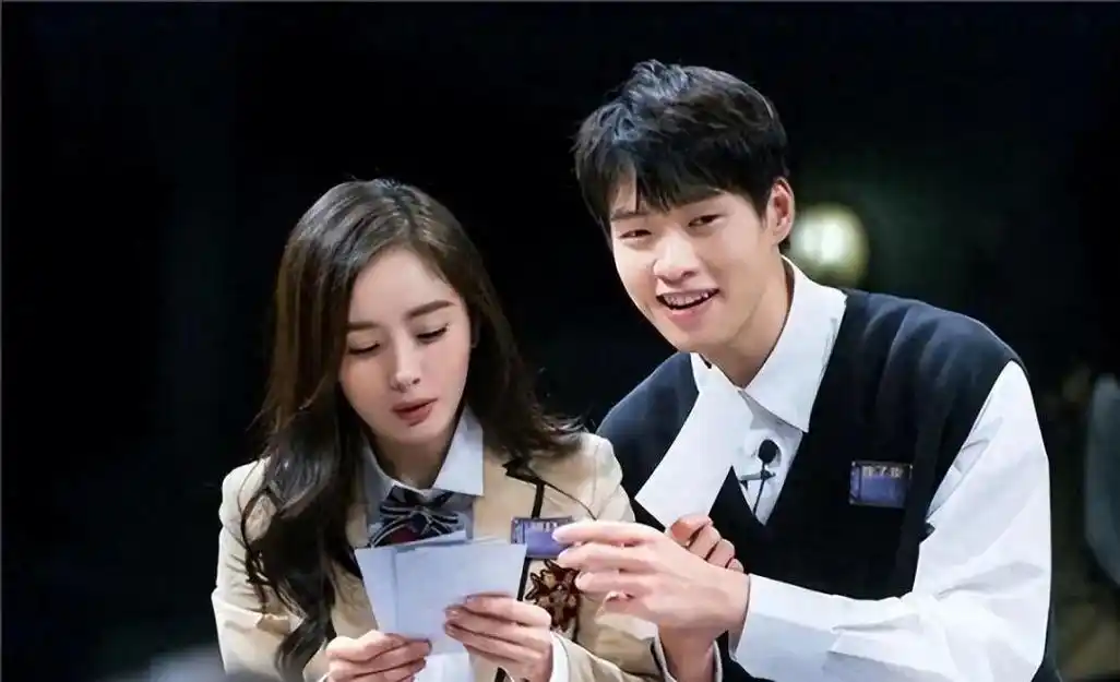 杨幂为何至今无人敢娶?注意谢霆锋的解释,一语道破真相