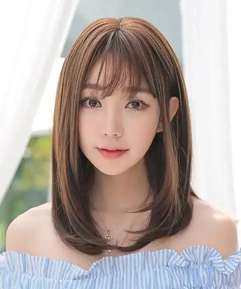 女们的最爱,长发飘飘是每个女生都有过的梦想,长直发对发质有一定的