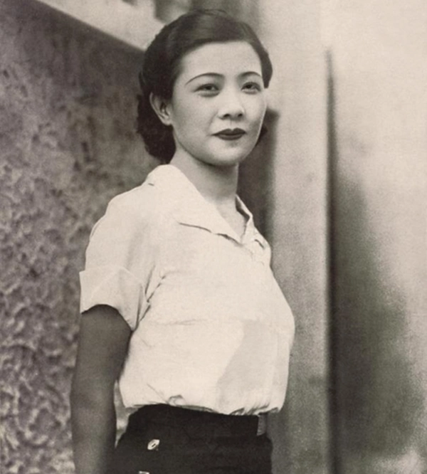 我国第一位电影皇后嫌贫爱富踢掉原配丈夫晚年靠乞讨为生