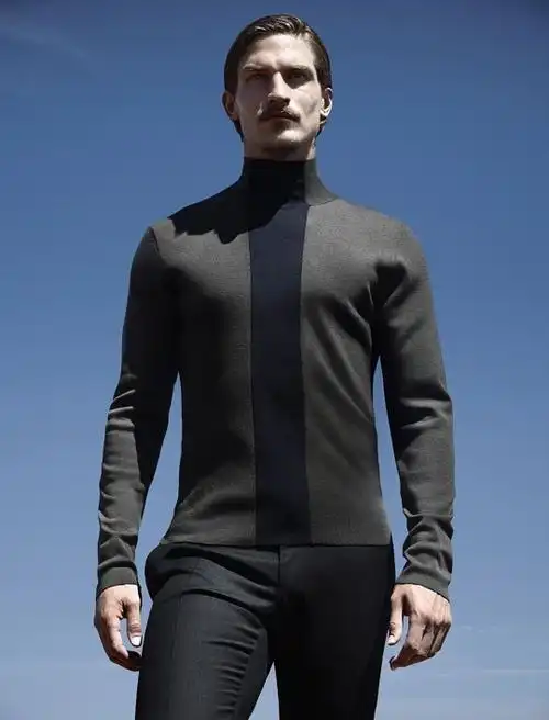 强壮,骨架较大的男生应该怎么进行服装搭配?