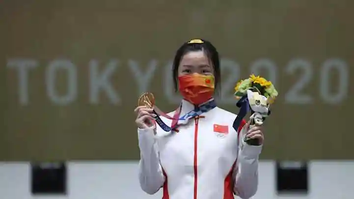 杨倩摘得东京奥运会首金!