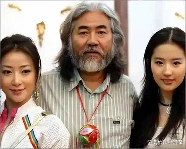 72岁高龄的张纪中再度当上父亲!看样子,网友们似乎比本人还要兴奋?