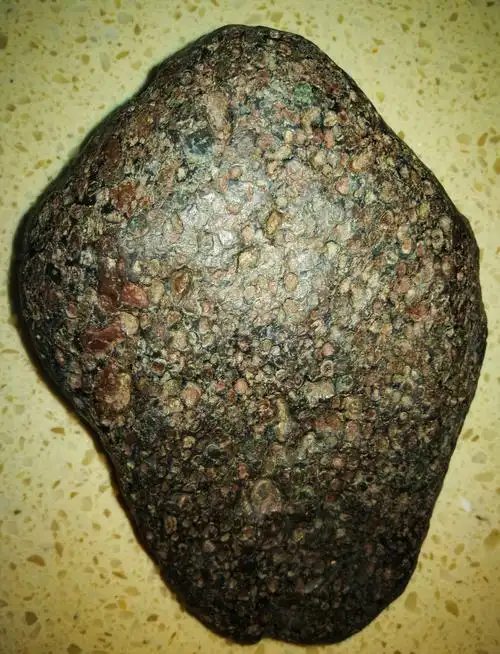 荥经珍珠陨石精品,健康养生,伴您快乐安康!