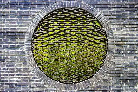 城市风光仿古镂空照壁