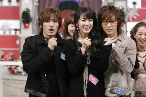 点击此处查看全部娱乐图片视频:韩国综艺节目《情书》 爆笑搞怪完整