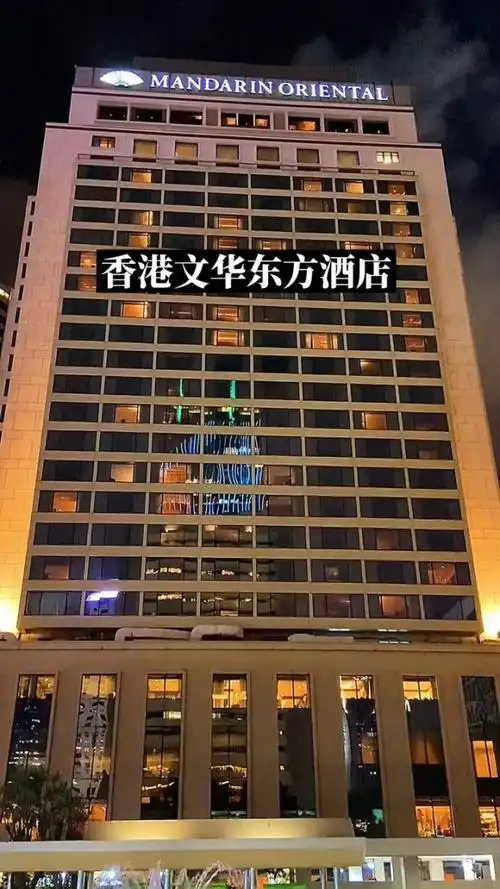 2003年4月1日,张国荣先生从香港文华酒店24楼坠下,从此活在我们的怀念