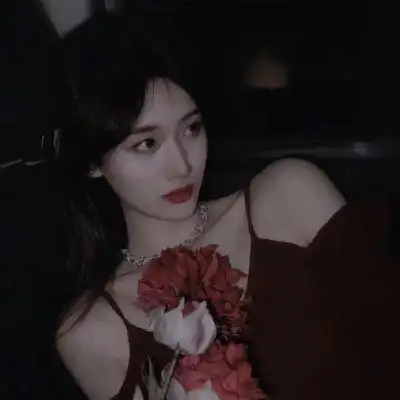 女生头像高清超清御姐图片