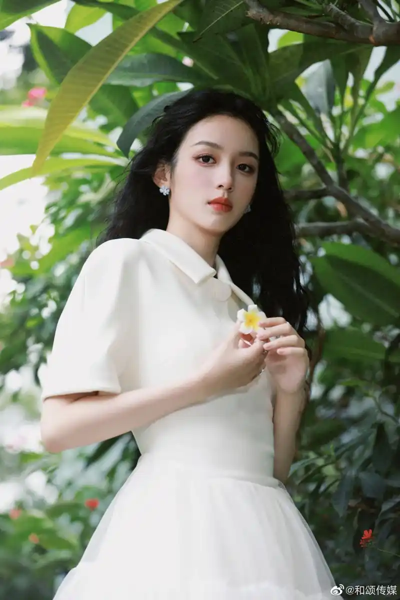 周也 好美 好漂亮