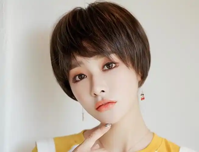 长脸适合的短发发型有哪些 两款短发发型-图1