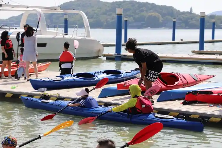 水上运动体验课开课了真的艇不一样