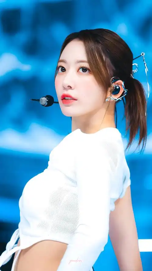 绝美"小樱花"宫脇咲良小清新写真图集,元气十足大眼迷人