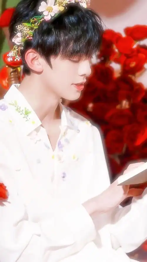 欣赏侧脸 76#左航 美颜创世神#@tf家族-左航