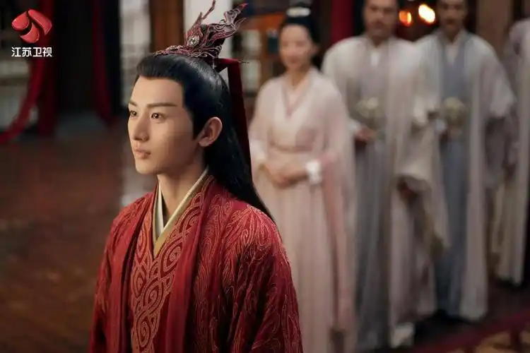 《琉璃》收视不俗,专访成毅:十年"修成"的禹司凤,离不开认真演好的