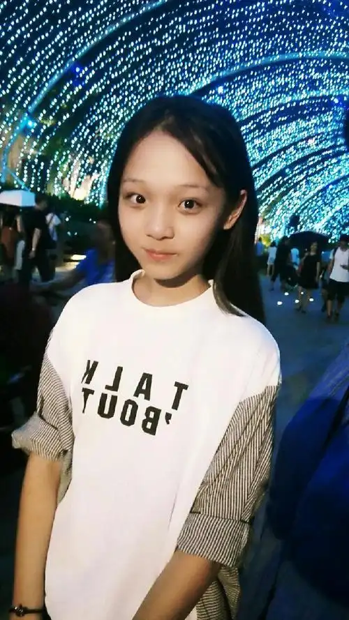 大长腿 如画般美人 深圳姑娘陈舒宜饰演新红楼梦里面的探春