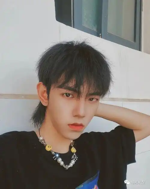 2021年超帅的4款男生发型参考个性又时尚值得一剪