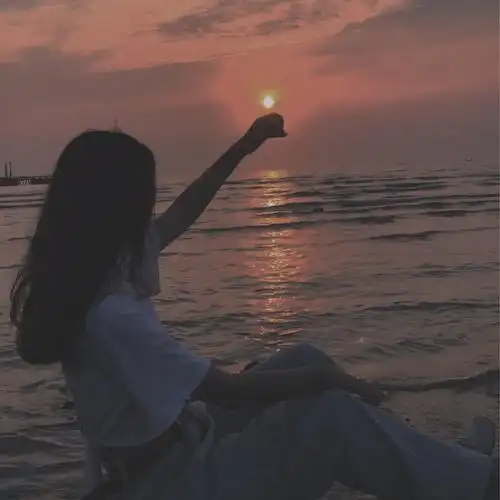 森系小仙女ins女生头像把细碎的烦恼暂停关掉把月亮挂好睡个好觉