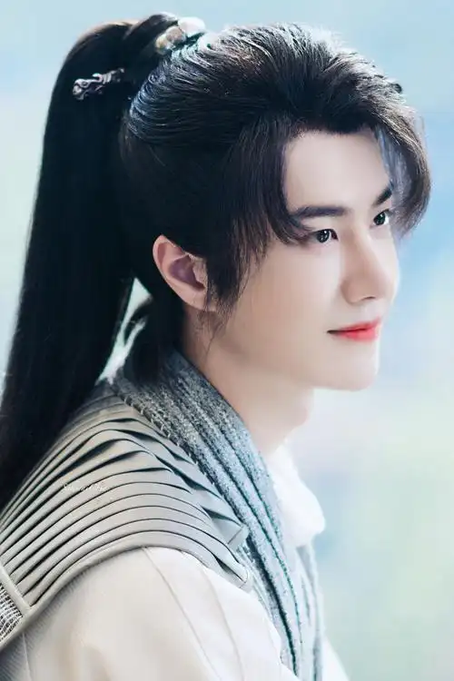 《有翡》【谢允】王一博