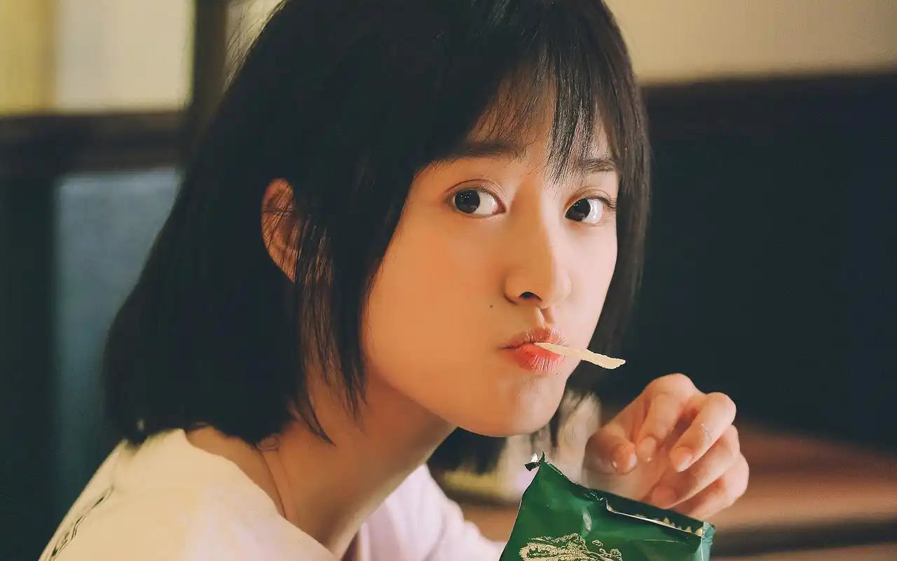 沈月最新高清电脑桌面壁纸图片