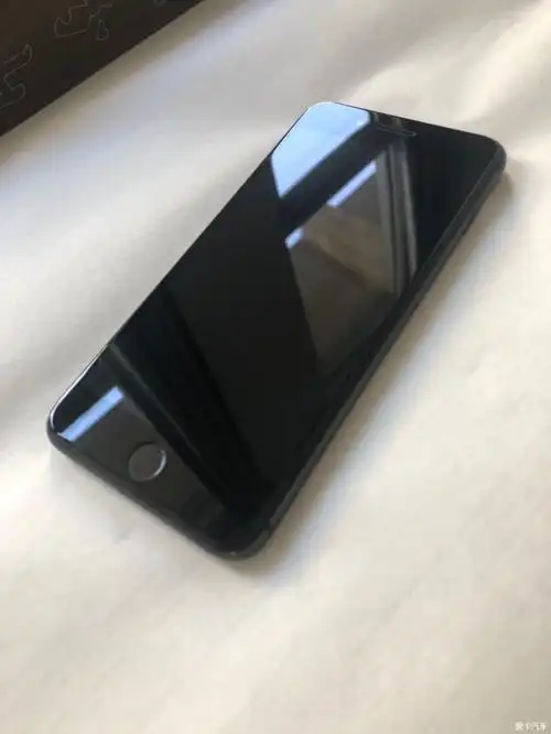 苹果8p95新无拆无修黑色1500通州自取