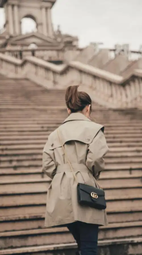 一个人旅游孤独背影1440x900分辨率查看