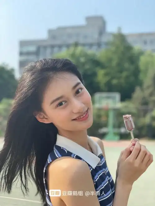 艺考北电第一的夏梦,这组照片也太好看了吧