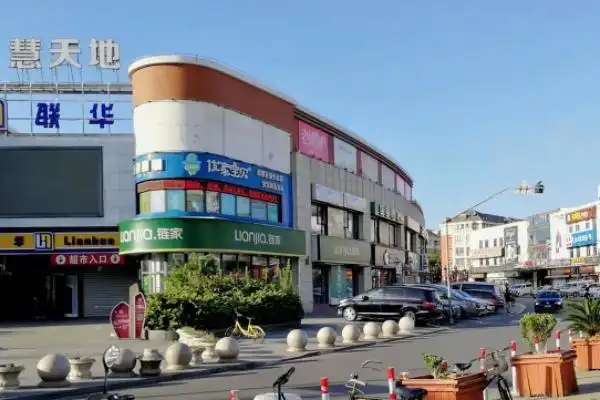 上海浦东新区高东镇街景,全国文明乡镇之一