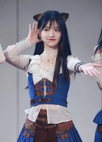 费沁源父亲病重仍在工作队友曝工资仅540块与他人相比真心酸