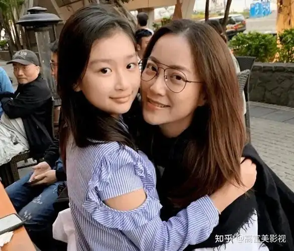 谢霆锋藏了10岁女儿曝光王菲一直蒙在鼓里张柏芝慌了