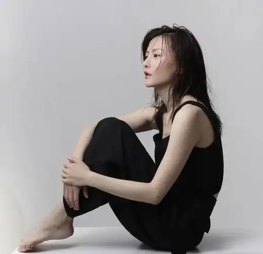 贵州美女演员刘孜