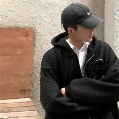 真人阳光帅哥头像 帅气阳光男生真人照片