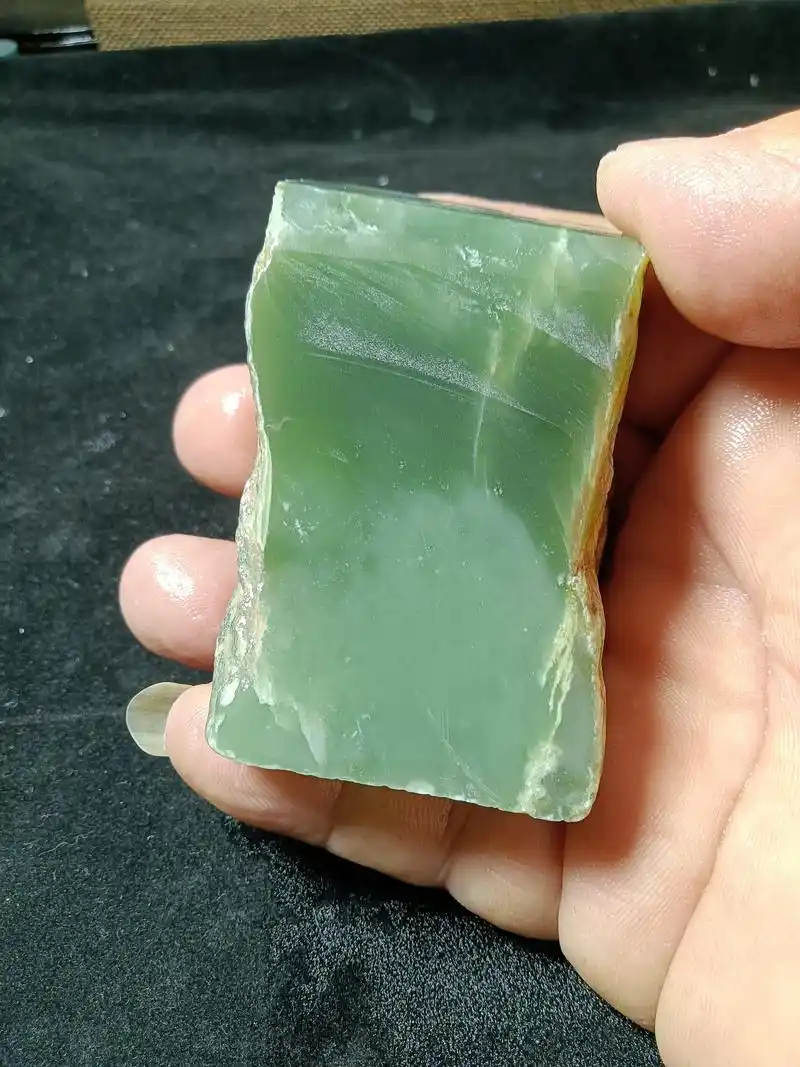 和田玉俄罗斯碧玉原石细料