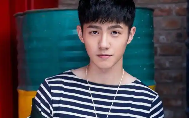 刘昊然又受陈坤提携,之前在片场总被陈思诚骂