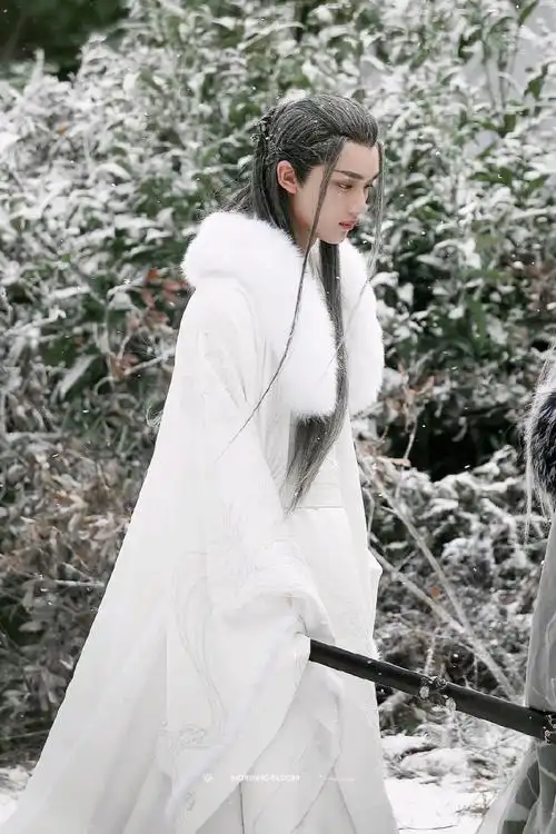 青年演员丁程鑫