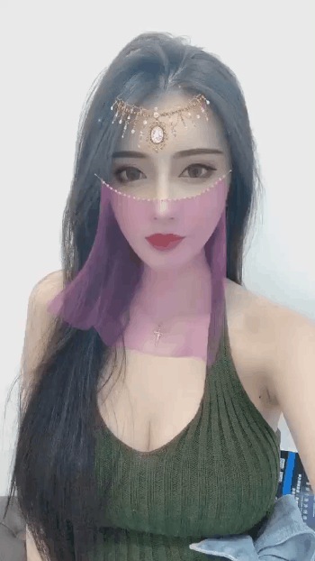 gif搞笑段子:美女,带子的阻力很大,你这样是下不去的啊