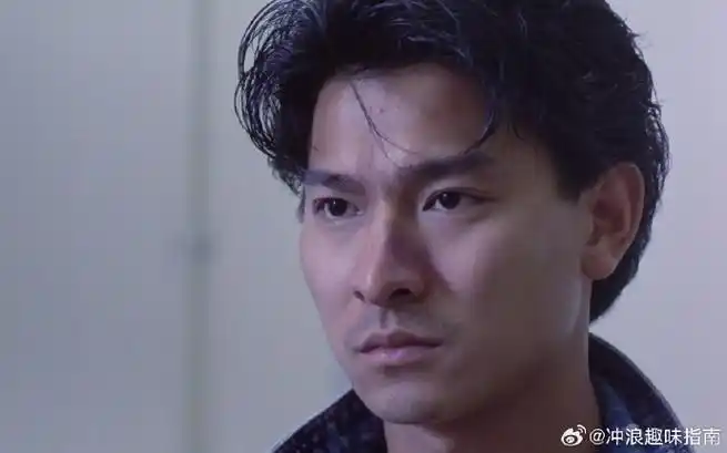 刘德华白西装好帅