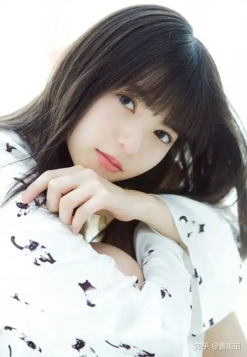 哪个女明星真人最好看? - 知乎