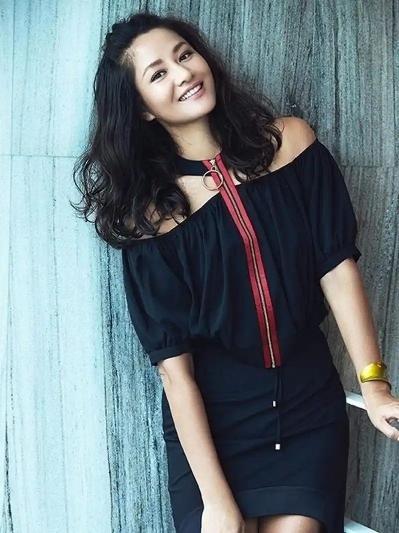 瞿颖对于好多人也不陌生,她是国内第一代超模,也是影视歌坛领军人物