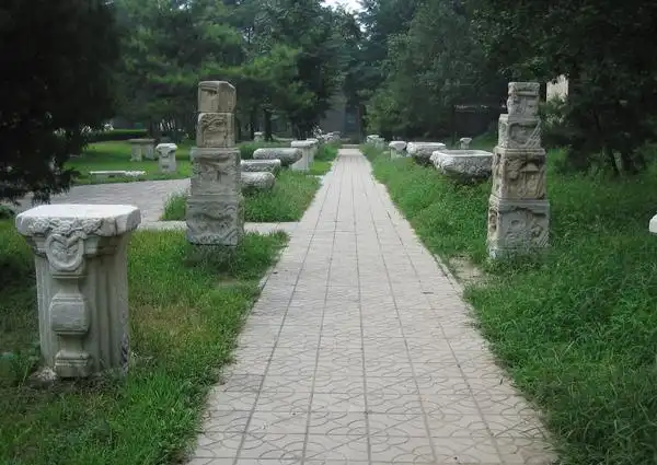 圆明园万方安和遗址12年后再修复搭起临时景观桥