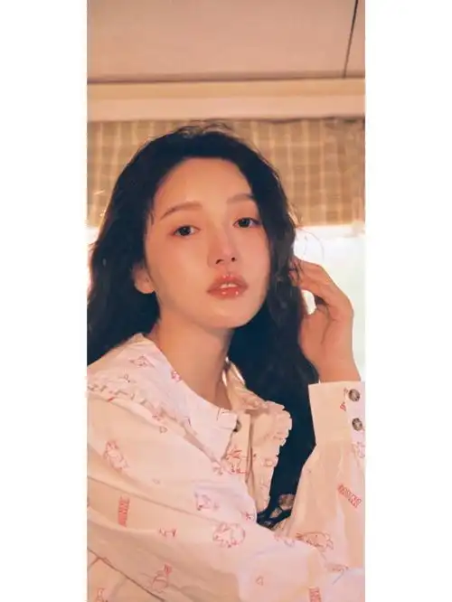 姜贞羽手机壁纸2