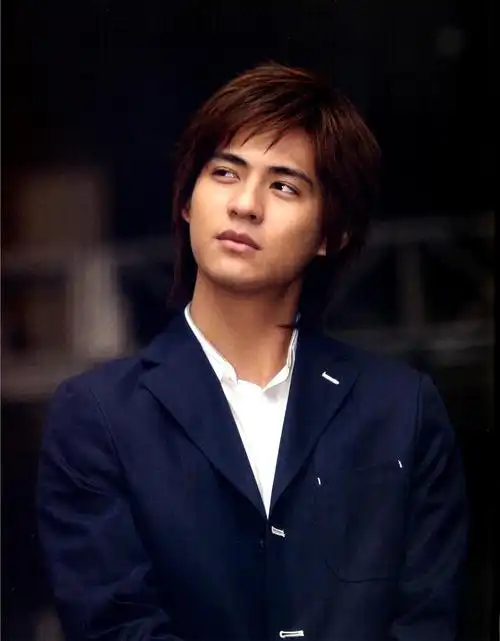 周渝民(中国台湾著名男演员)_尚可名片