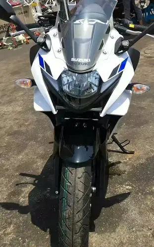 新款gsx250r白色gp贴花